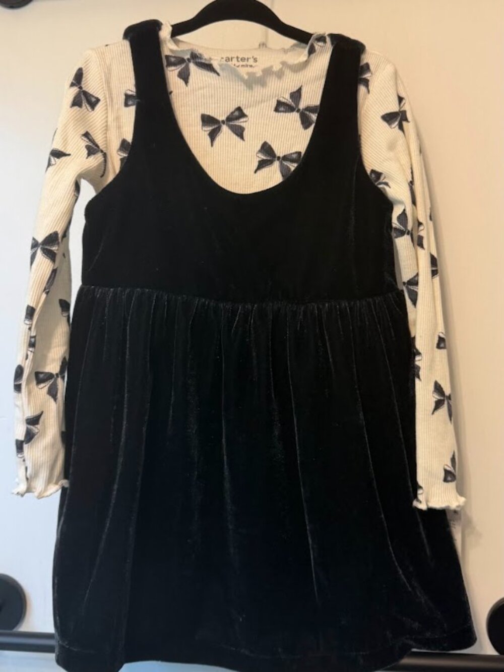 Carter’s Girls Black Velvet Jumper Dress & Bow Top Set – 3T – New With Tags